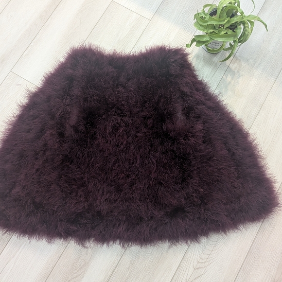 Club Monaco Feather Vest - Picture 5 of 8